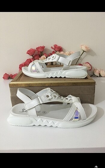 Diğer Seventeen 35 Çocuk Sandalet