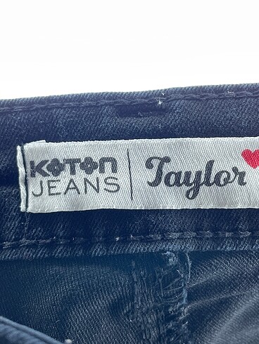 28 Beden siyah Renk Koton Skinny %70 İndirimli.