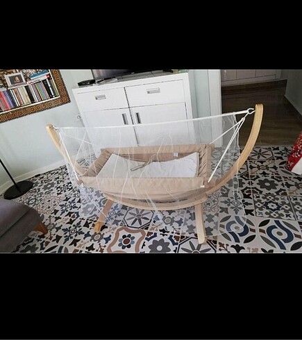 Bliss ahşap standlı bebek hamağı