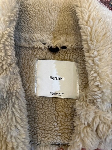 Bershka İçi yünlü kaban