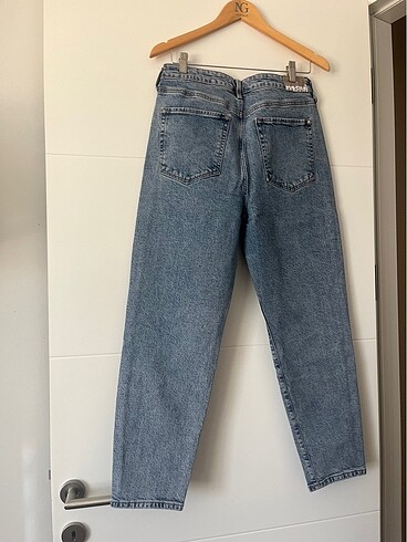 42 Beden mavi Renk Jean pantolon