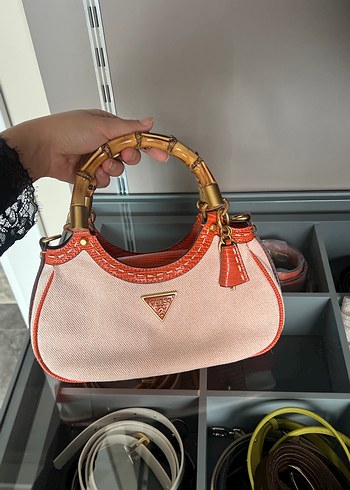 Guess Bambu Saplı Çanta