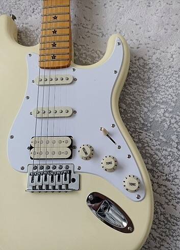 Elektro gitar beyaz renk kozmos marka