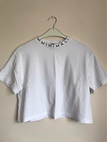 Trendyolmilla Beyaz Dik Yaka Crop Tişört