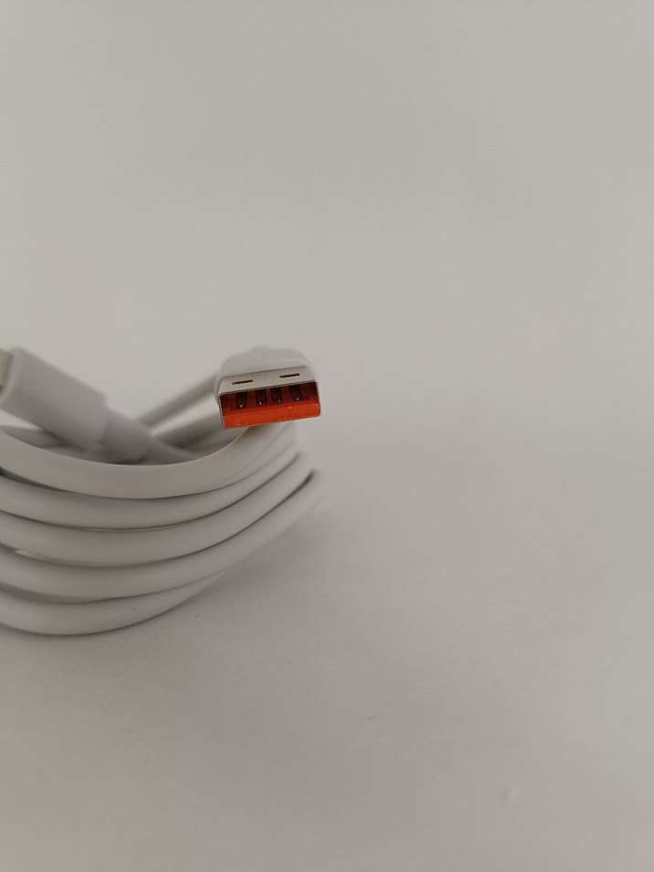 Beyaz USB Telefon Şarj Kablosu - Görsel 2