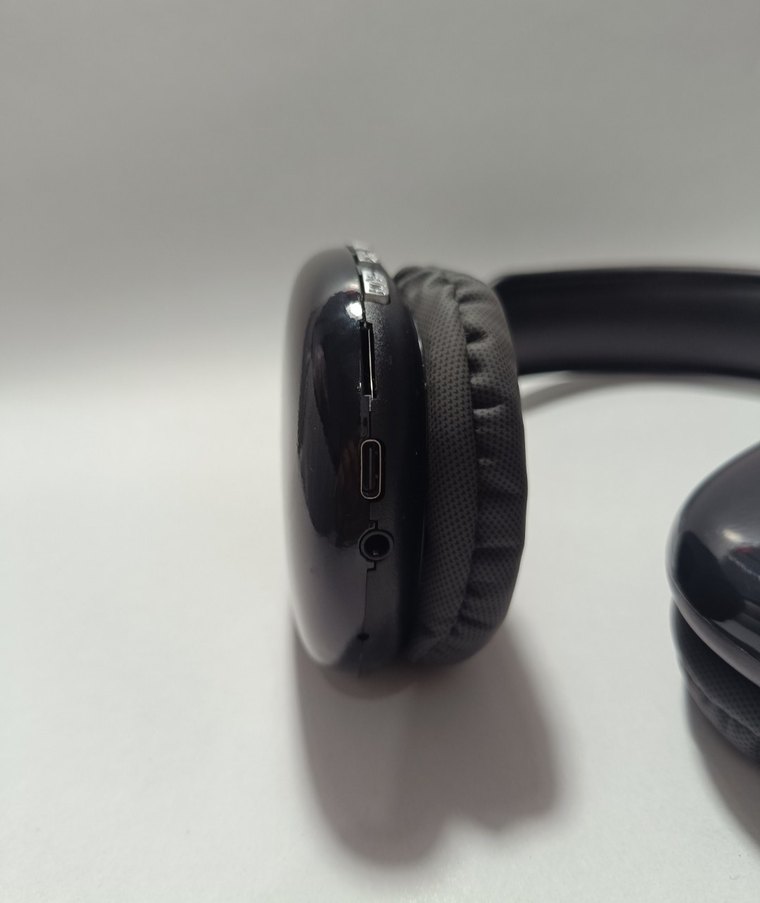 SİYAH BLUETOOTH KULAK ÜSTÜ KULAKLIK - Görsel 4