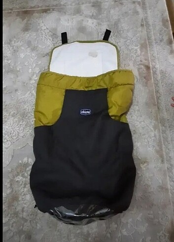 Chicco bebek araba tulumu ama baston arabalara olur