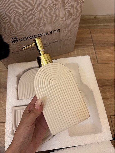 Karaca Karaca banyo seti