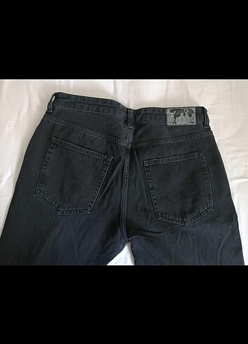 44 Beden siyah Renk Bershka pantolon