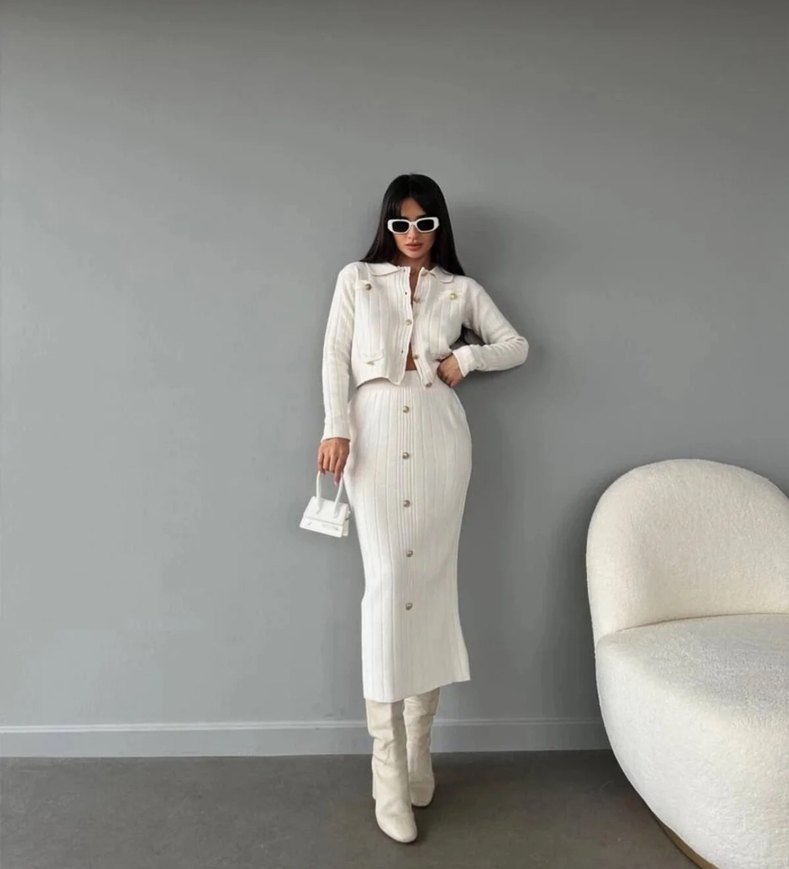 Düğmeli Beyaz Uzun Kollu Triko Elbise - Görsel 2