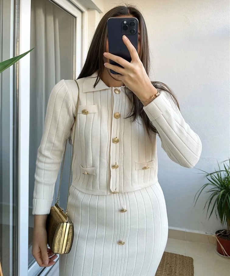 Düğmeli Beyaz Uzun Kollu Triko Elbise - Görsel 5