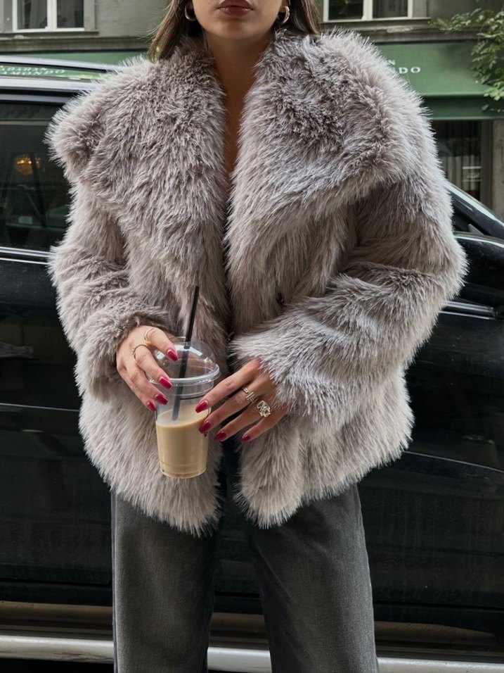 Gri Tüylü Bol Kesim Kadın Ceket - Görsel 5