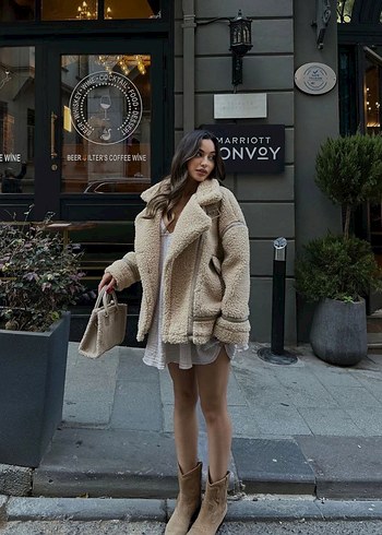 Bej Tüylü Midi Kadın Ceket - Görsel 3