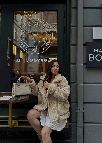 Bej Tüylü Midi Kadın Ceket - Görsel 4