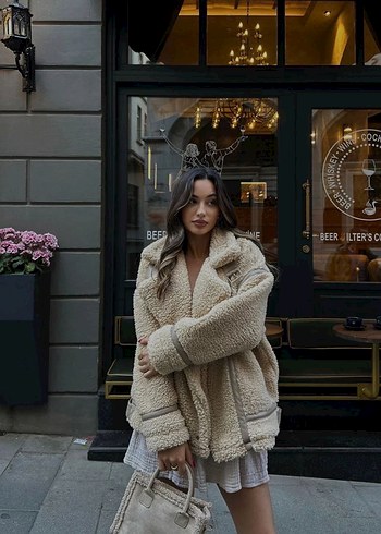 Bej Tüylü Midi Kadın Ceket - Görsel 2