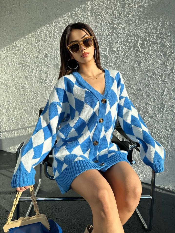 Mavi Ekose Desenli V Yaka Örgü Kadın Hırka - Görsel 3