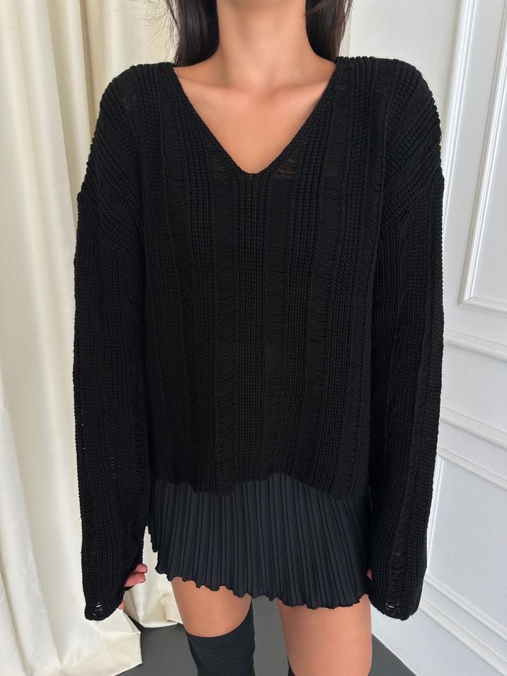 V Yaka Beyaz Örgü Kadın Kazak - Görsel 5