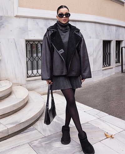 Zara model mont
