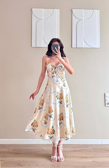 Zara tasarım Çiçek desenli elbise