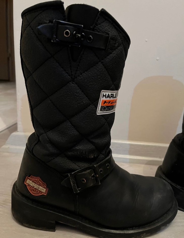 Siyah Tokalı Biker Tarzı Kadın Botları - Görsel 2