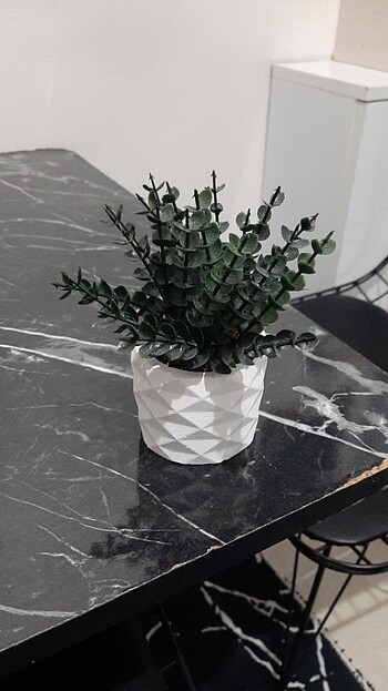 Ikea Küçuk dekoratif çiçek 