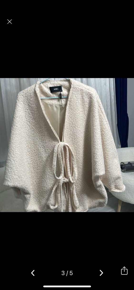 Beyaz Örgü Detaylı Kısa Kadın Kaban - Görsel 3