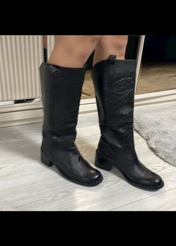 Tokalı Siyah Deri Dizüstü Bot - Görsel 3