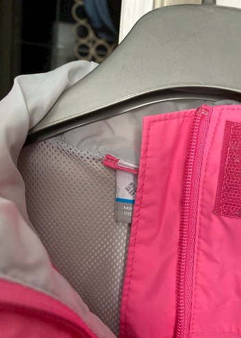 Pembe Fermuarlı Yağmurluk - Görsel 6