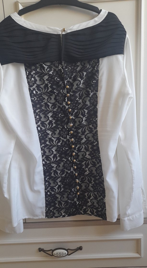 Dantel Detaylı Uzun Kollu gömlek - Görsel 3