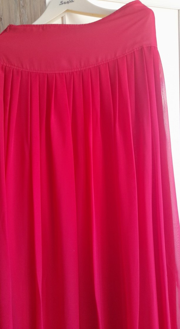 Kırmızı Uzun Salaş Saten Etek - Görsel 2