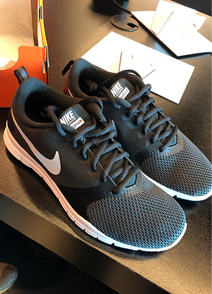 36 Beden siyah Renk Nike spor ayakkabı