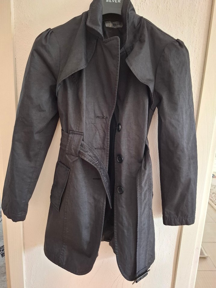 Siyah Kuşaklı Kadın Trençkot - Görsel 5