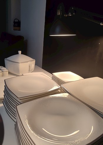 Gri Kenarlı Beyaz Kare Tabak Seti - Görsel 10