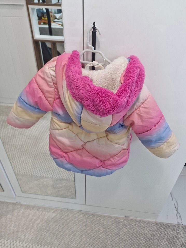 Kız Çocuk Pastel Renkli Peluş Detaylı Mont - Görsel 2