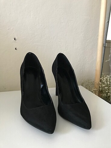 37 Beden Stiletto