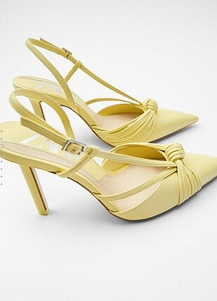 Zara sarı rengi stiletto????