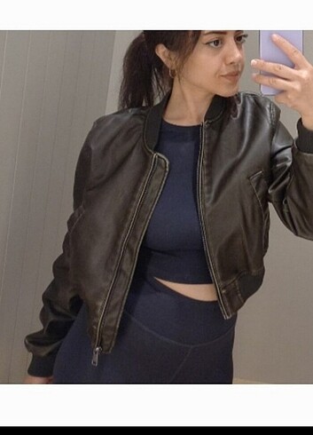 xs Beden Pull and Bear Deri Ceket