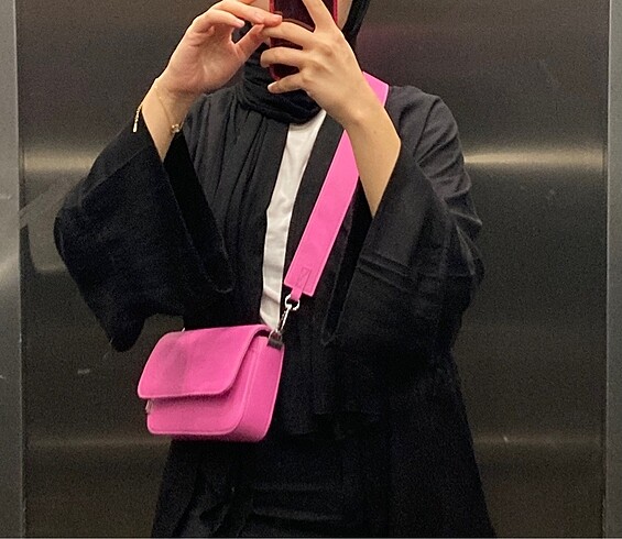 Bershka pembe çanta (son fiyat)