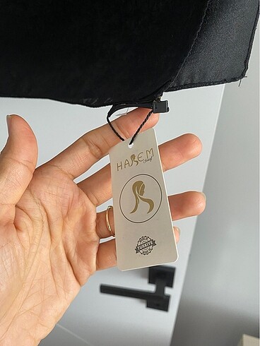 Siyah şal - Görsel 6