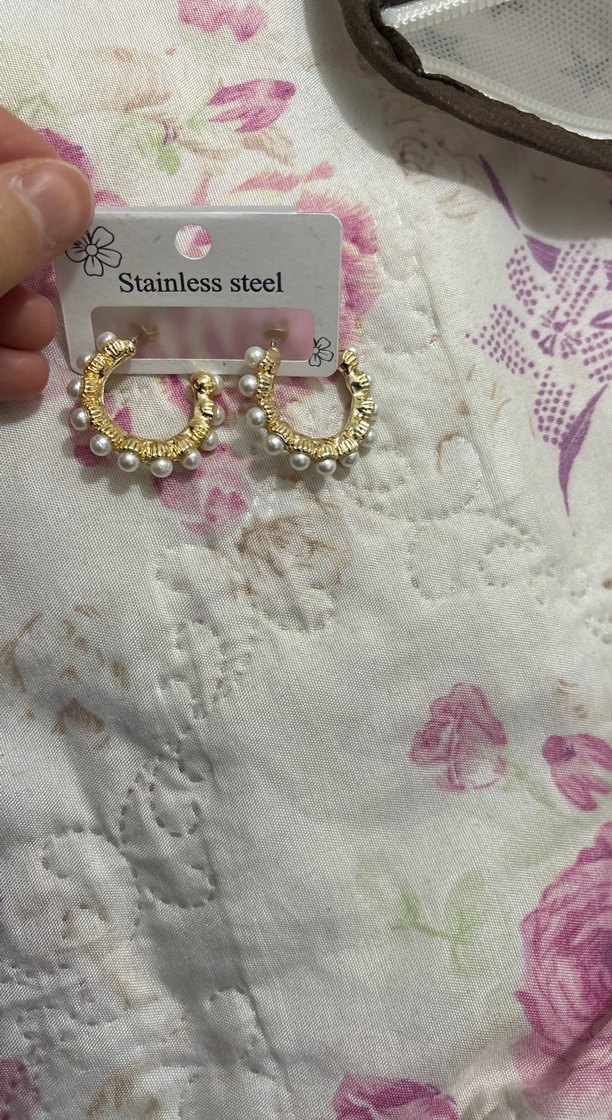 Altın Renk Mini Boncuklu Kadın Küpe - Görsel 3