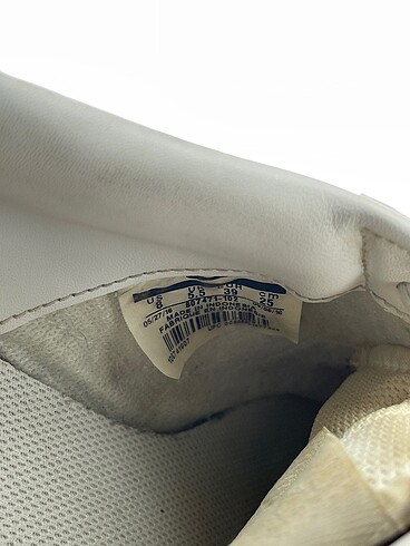 39 Beden beyaz Renk Nike Spor Ayakkabı %70 İndirimli.