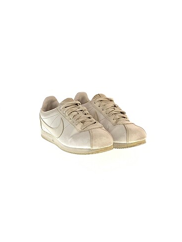 Nike Nike Spor Ayakkabı %70 İndirimli.