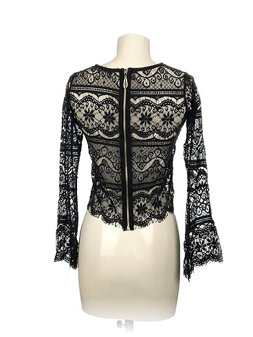 s Beden PreLoved Bluz %70 İndirimli.