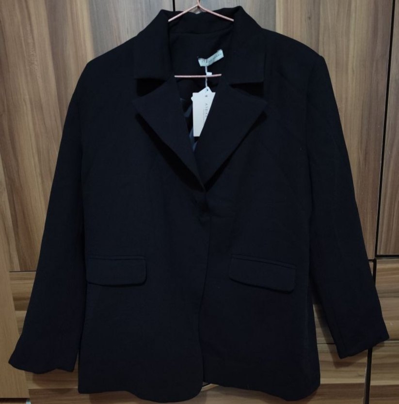 Aybüke Gürsu siyah blazer ceket - Görsel 3