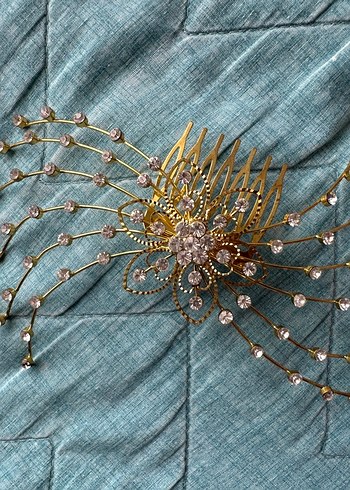 Altın Renkli Parlak Payetli Saç Tarağı - Görsel 3