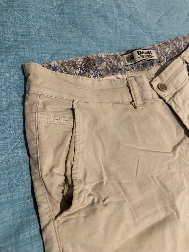 Bej Pamuklu Rahat Kesim Erkek Şort - Görsel 2