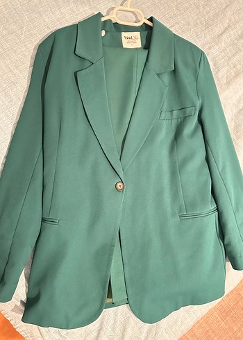 Klasik Şıklıkta Yeşil Kadın Takım Elbise - Görsel 2