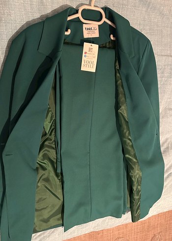 Klasik Şıklıkta Yeşil Kadın Takım Elbise - Görsel 4