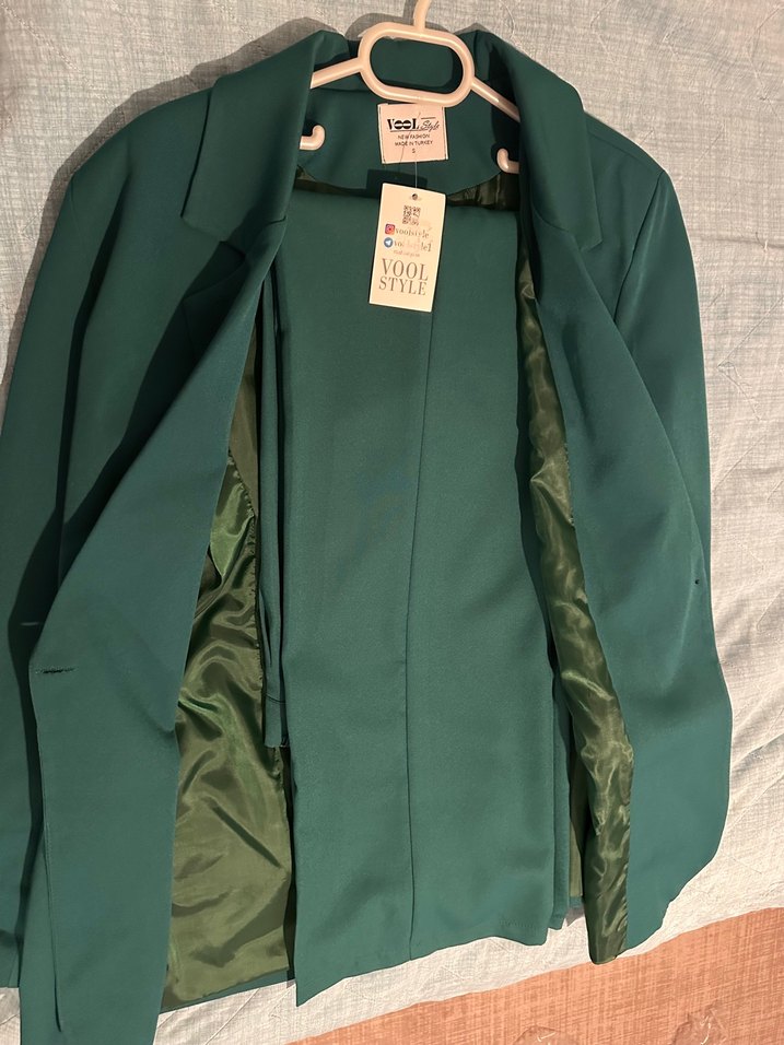 Klasik Şıklıkta Yeşil Kadın Takım Elbise - Görsel 4