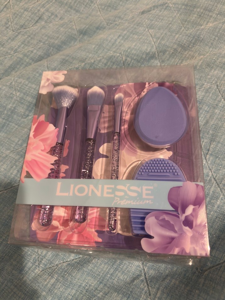 Lionesse Makyaj Fırça Seti Mor - Görsel 2